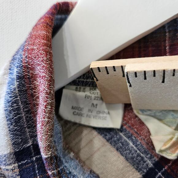 Vintage Men's Rocking K Ranchwear Kennington Plaid Pearl Snap Size Medium - Picture 3 of 11